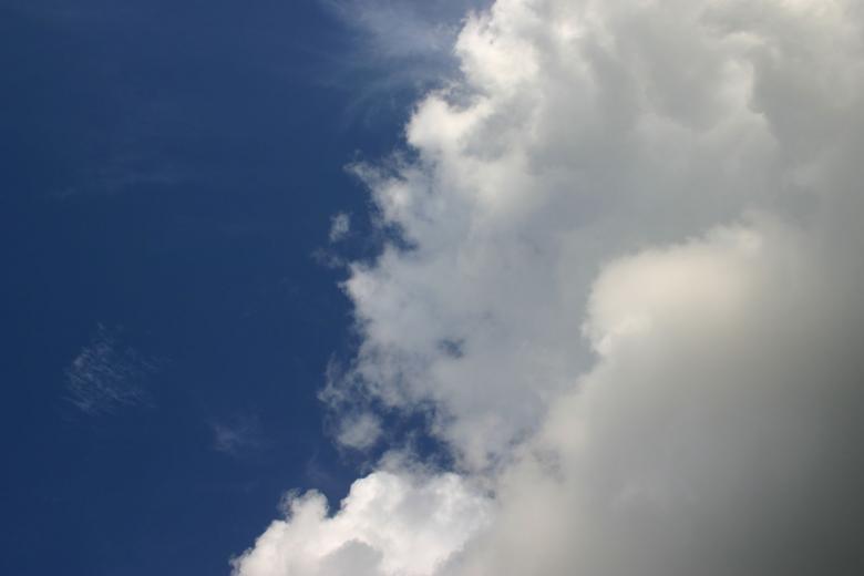 Free stock image of Clouds created by Bjorgvin