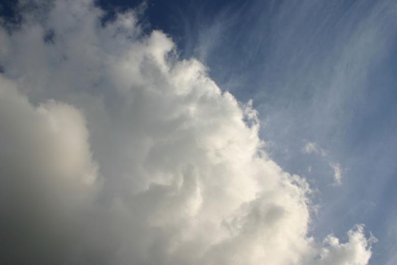 Free stock image of Clouds created by Bjorgvin