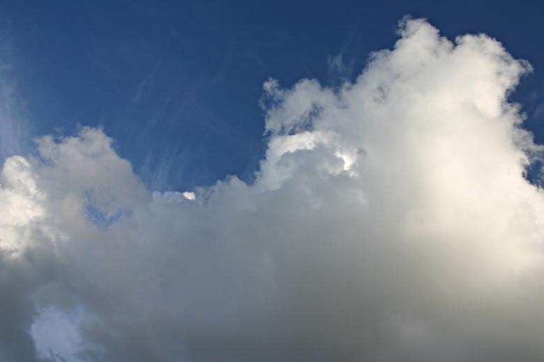 Free stock image of Clouds created by Bjorgvin