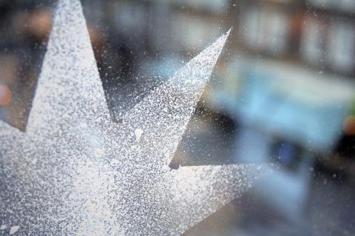 Spray snow christmas star - Free Stock Photo