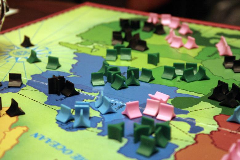 Free stock image of Risk boardgame 01 created by damien van holten