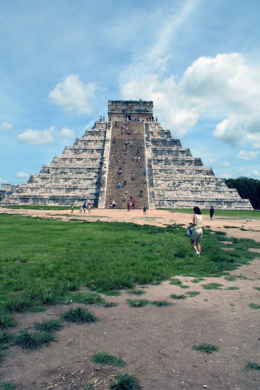 Free stock image of Maya Temple, Mexico created by damien van holten