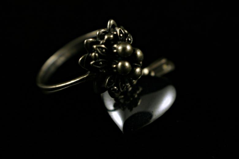 Free stock image of Ring and a heart created by Bjorgvin