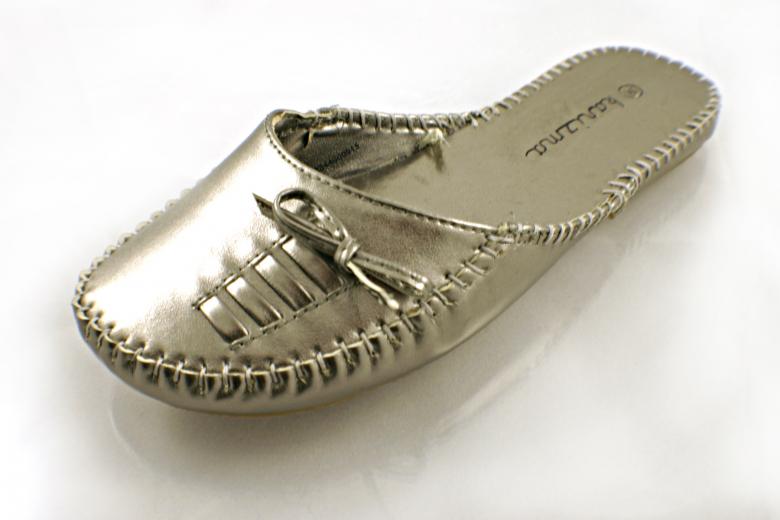 Free stock image of Woman shoe created by Bjorgvin