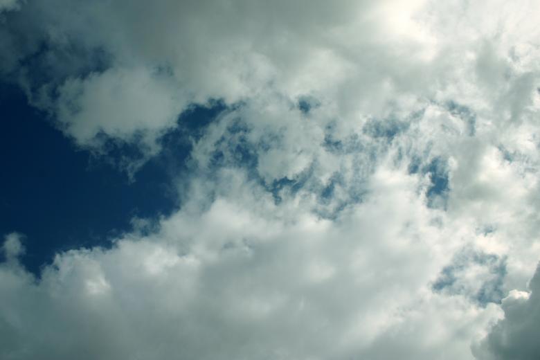Free stock image of Clouds created by Bjorgvin