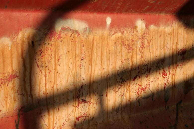 Free stock image of Cracking paint created by Bjorgvin