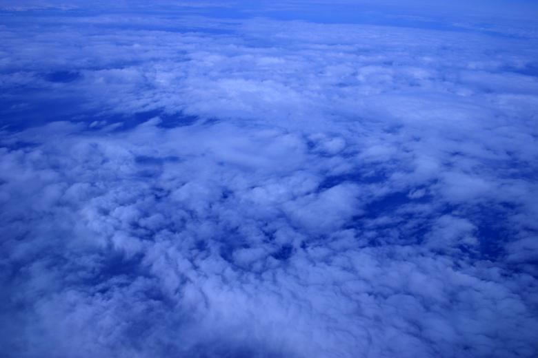 Free stock image of High altitude cloud view created by Bjorgvin