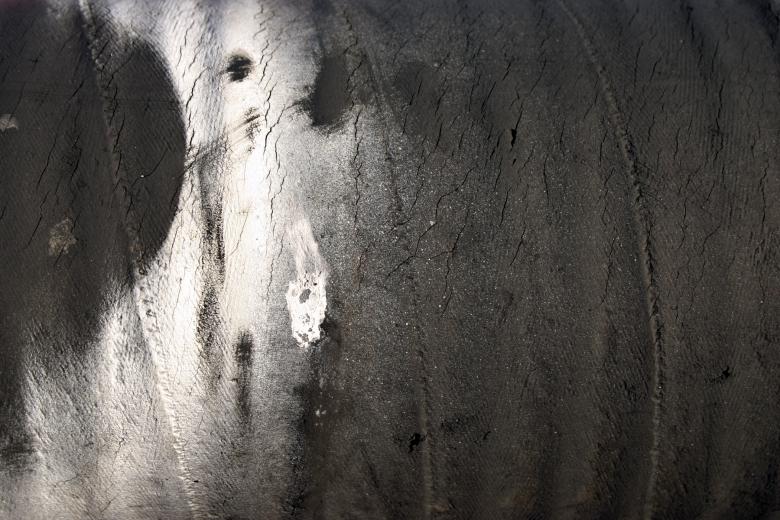 Free stock image of Cracked rubber surface created by Bjorgvin