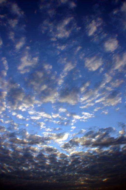 Free stock image of Blue cloudy sky created by Bjorgvin