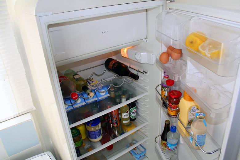 Free stock image of Food inside a fridge created by damien van holten