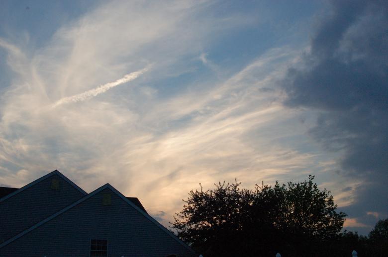 Free stock image of Evening sky created by Mark Manalaysay