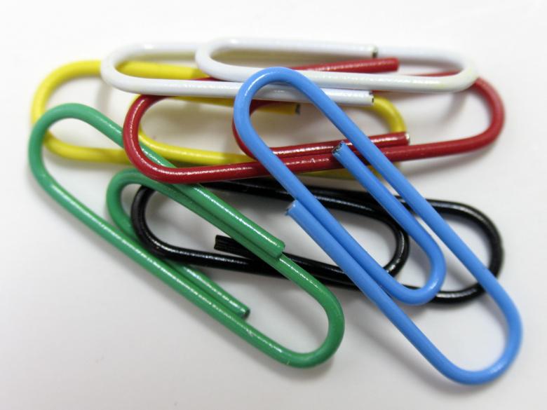Free stock image of Colored paper clips created by Alireza GHABRAEI
