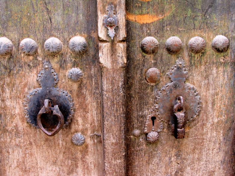 Free stock image of Historic door, kashan,iran created by Alireza GHABRAEI