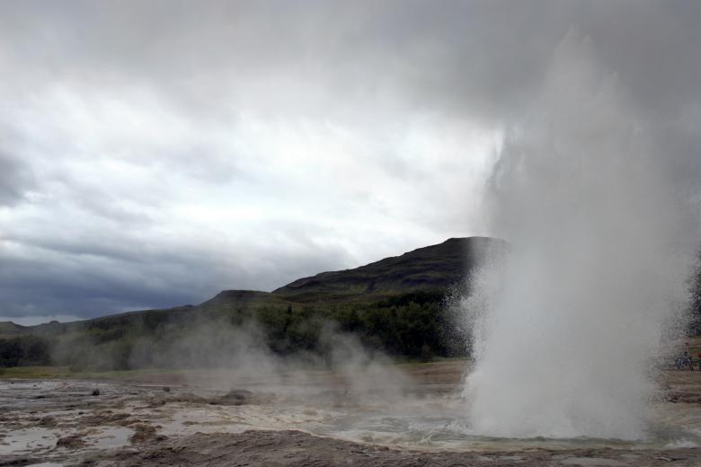 Free stock image of Blowing geysir created by Bjorgvin