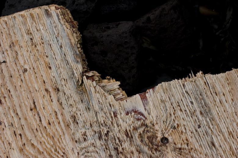 Free stock image of Broken wood plate created by Bjorgvin