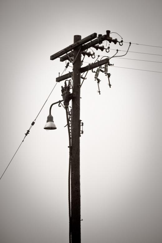 Free stock image of Power lines created by Bjorgvin