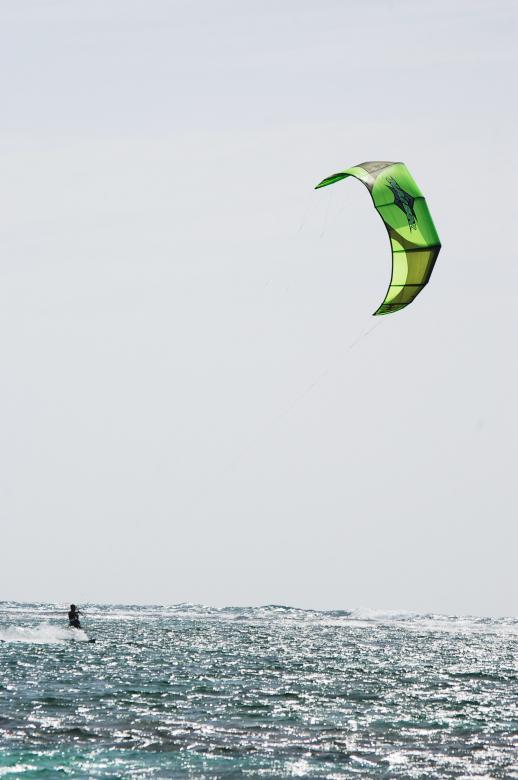 Free stock image of Kite surfing created by frhuynh