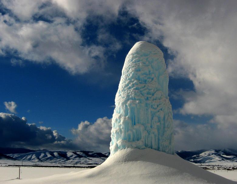 Free stock image of Natural sculpture created by Dragomir Bogomilov