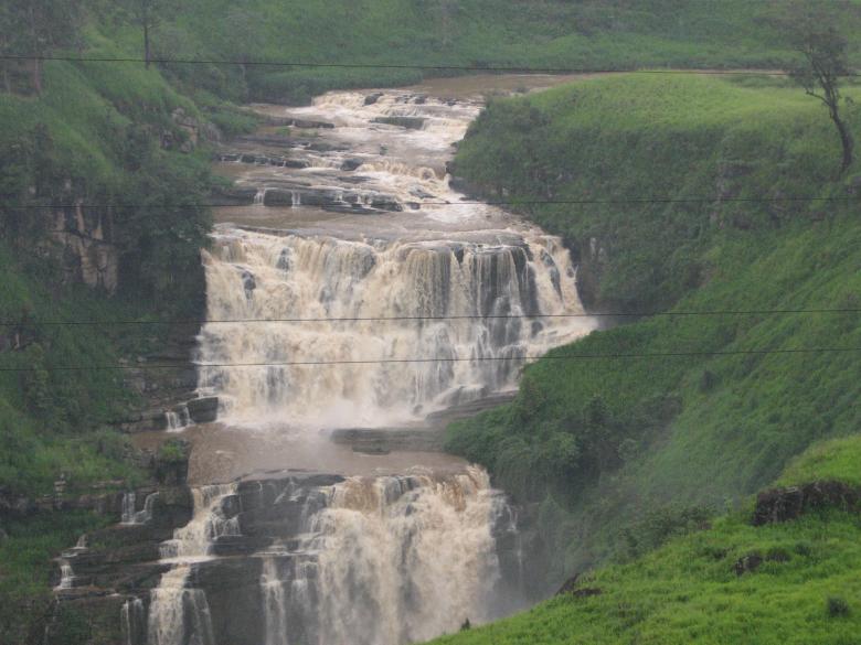 Free stock image of Water fall in Sri Lanka created by Nirodha Abeywardana
