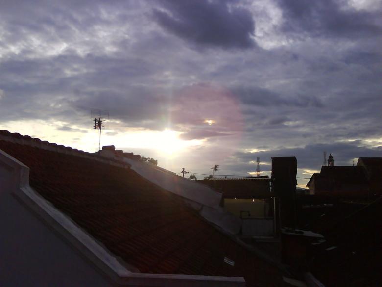 Free stock image of Sunrise on the roof created by gon morino
