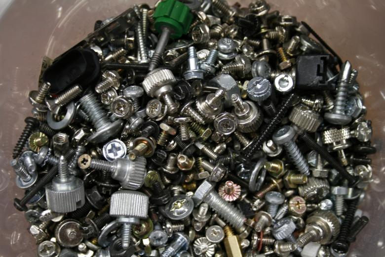 Free stock image of Screws and bolts created by Anilem