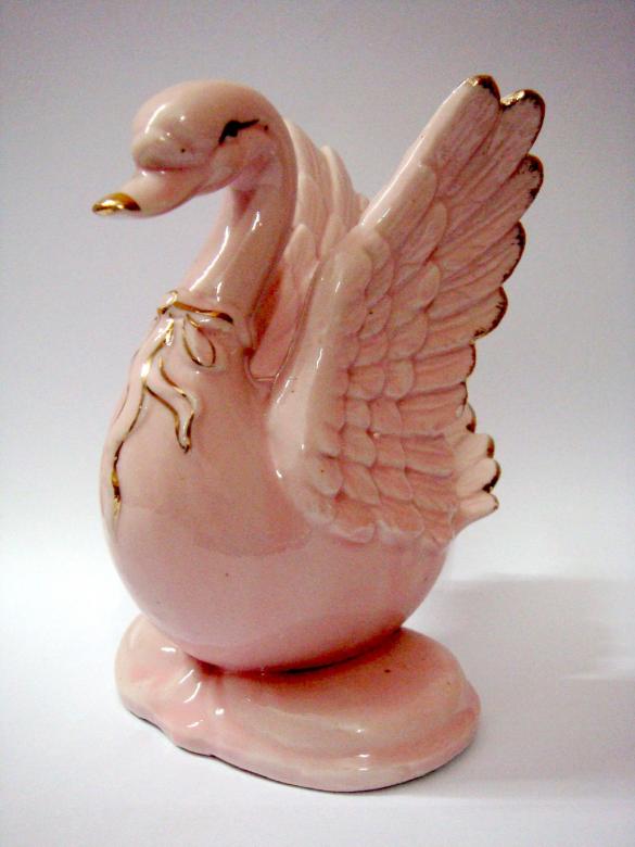 Free stock image of Pink Swan created by Bilal Aslam