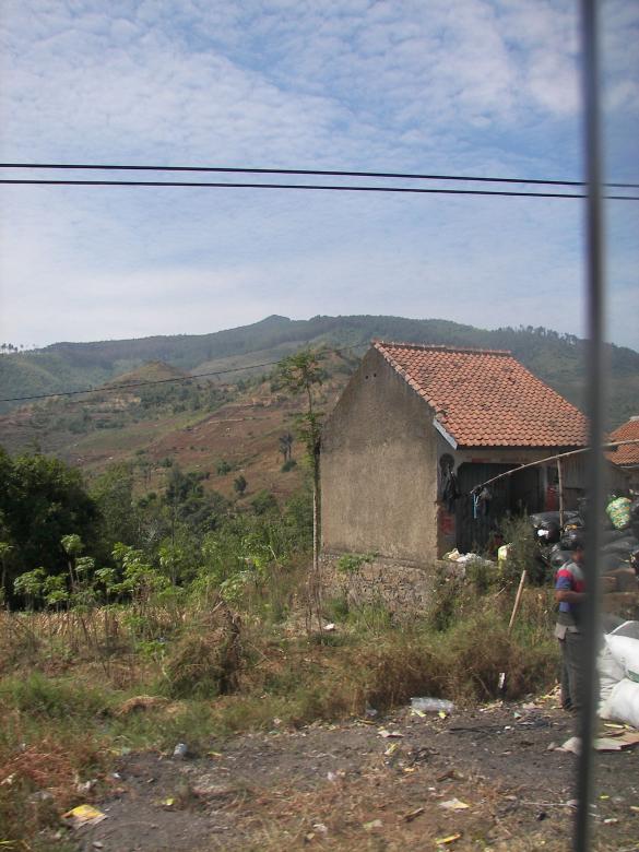 Free stock image of House and Hill created by voldevis