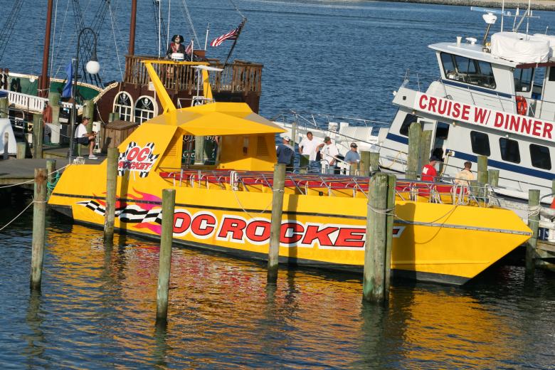 Free stock image of Cruise Boat created by GusRomanPhotography