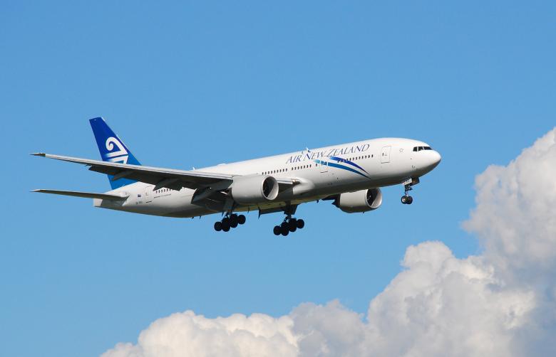Free stock image of Boeing 777 created by Muzz