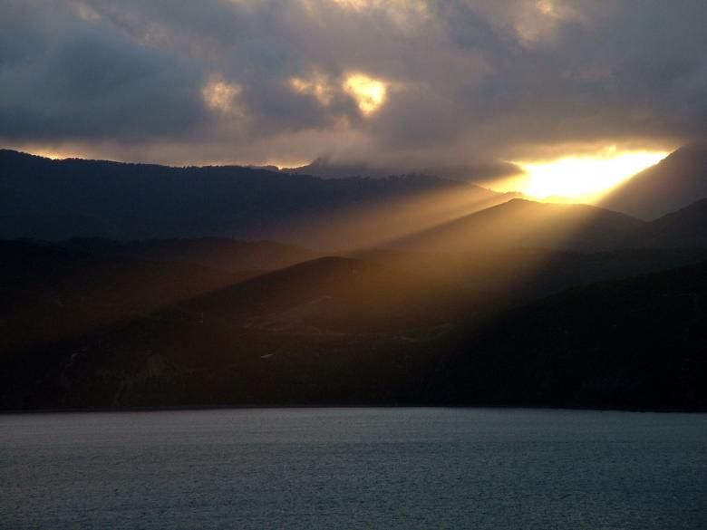 Free stock image of Rimutaka Rays created by Muzz