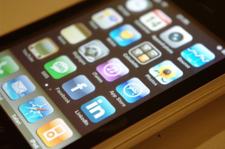 Free stock image of Screen of an iphone created by frhuynh