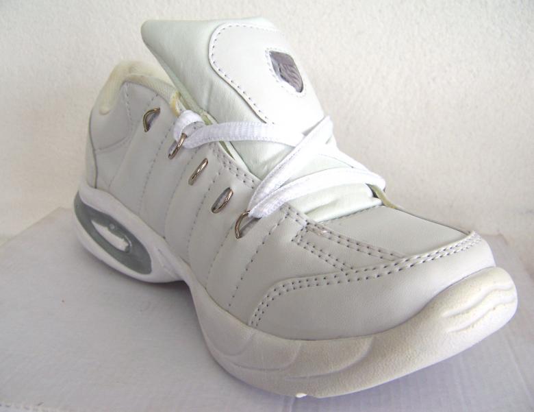 Free stock image of Sport shoe created by homero chapa
