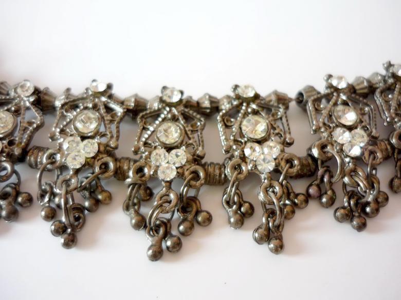 Free stock image of Necklace created by Bilal Aslam