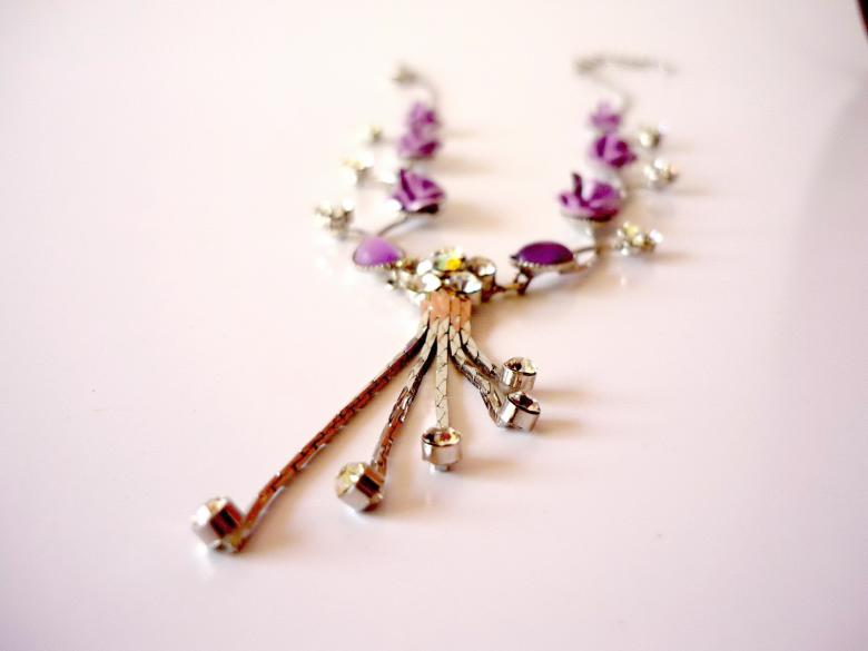Free stock image of Necklace created by Bilal Aslam