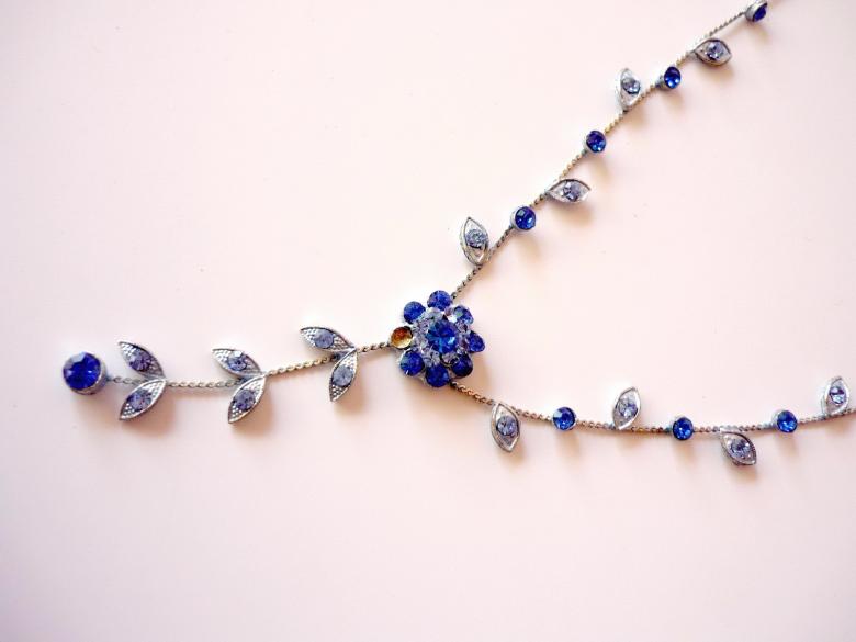 Free stock image of Blue Necklace created by Bilal Aslam