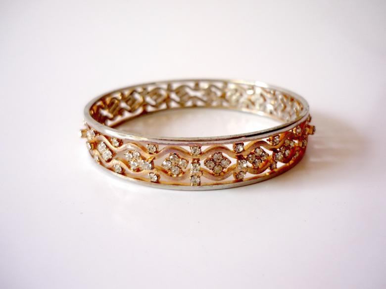 Free stock image of Gold Bangles created by Bilal Aslam