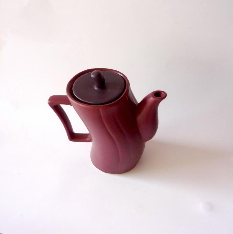 Free stock image of Maroon Kettle created by Bilal Aslam
