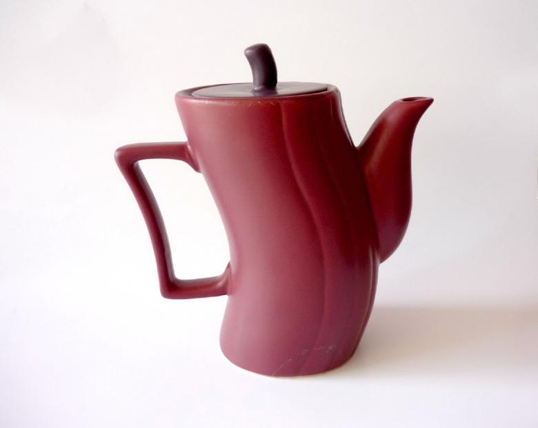 Free stock image of Maroon Kettle created by Bilal Aslam