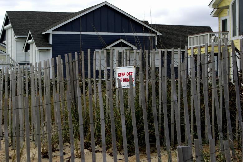 Free stock image of Keep off dunes created by Brian