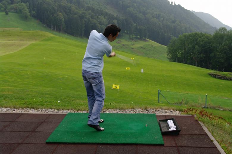 Free stock image of Player practicing golf created by frhuynh