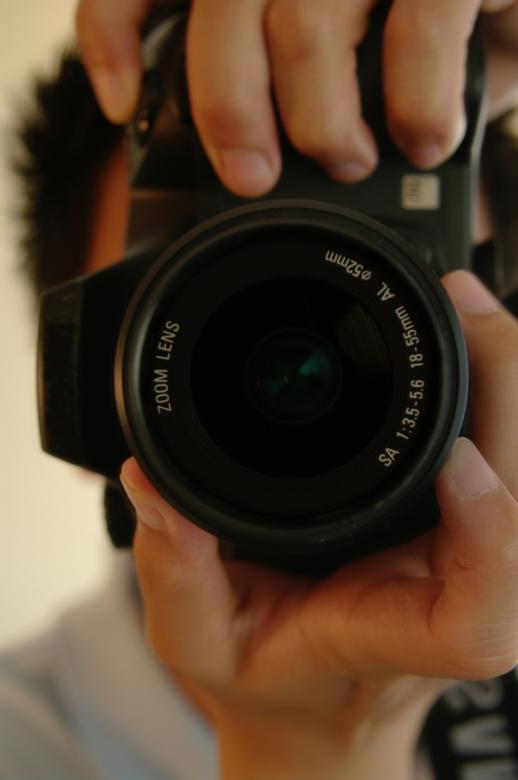 Free stock image of Taking a picture with a camera created by frhuynh