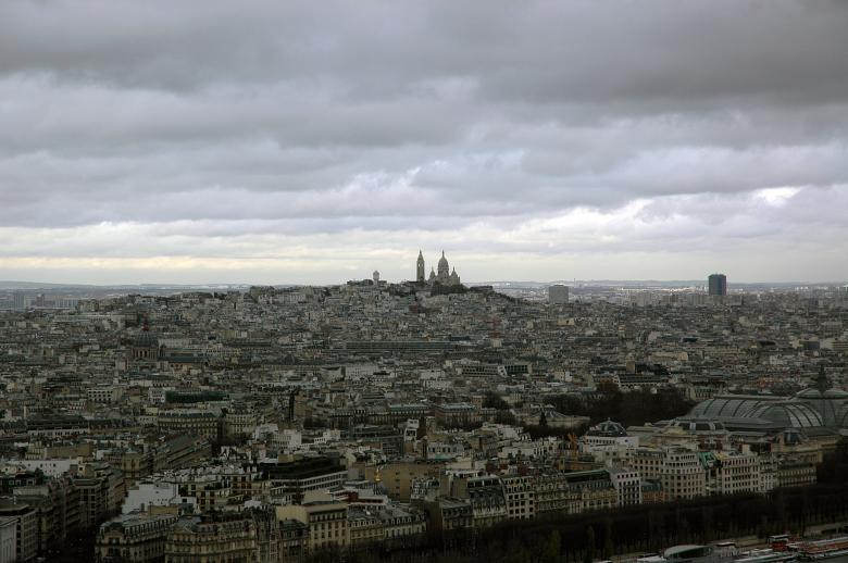 Free stock image of Paris Skyline created by Max van Holten
