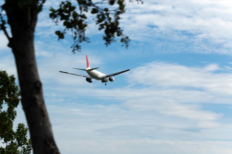 Free stock image of White aircraft created by Max van Holten