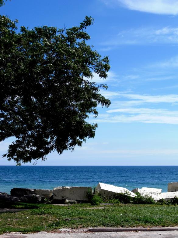 Free stock image of Milwaukee Beachfront created by Brian