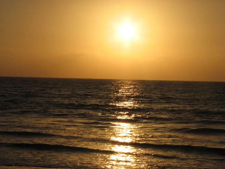 Free stock image of Sunset at Karachi Beach created by Saiyed Sajjad Imam Abidi