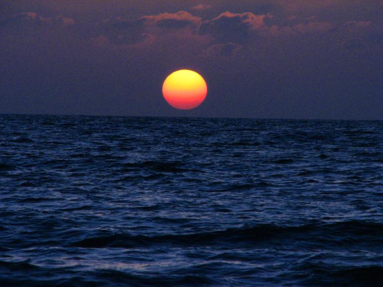 Free stock image of Sunset at the beach created by Saiyed Sajjad Imam Abidi