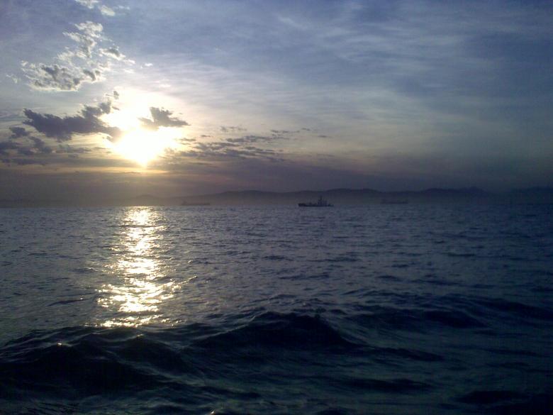 Free stock image of Sunrise in Cape Town created by Naumaan Hassan