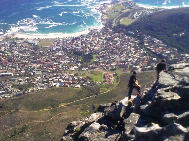 Free stock image of Young mountaineers at Table Mountain created by Naumaan Hassan