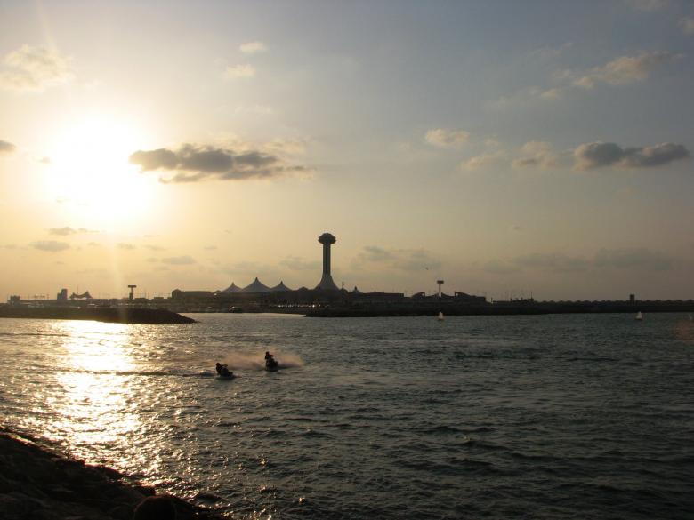 Free stock image of Sunset at Cornish, Marina Mall created by Naumaan Hassan