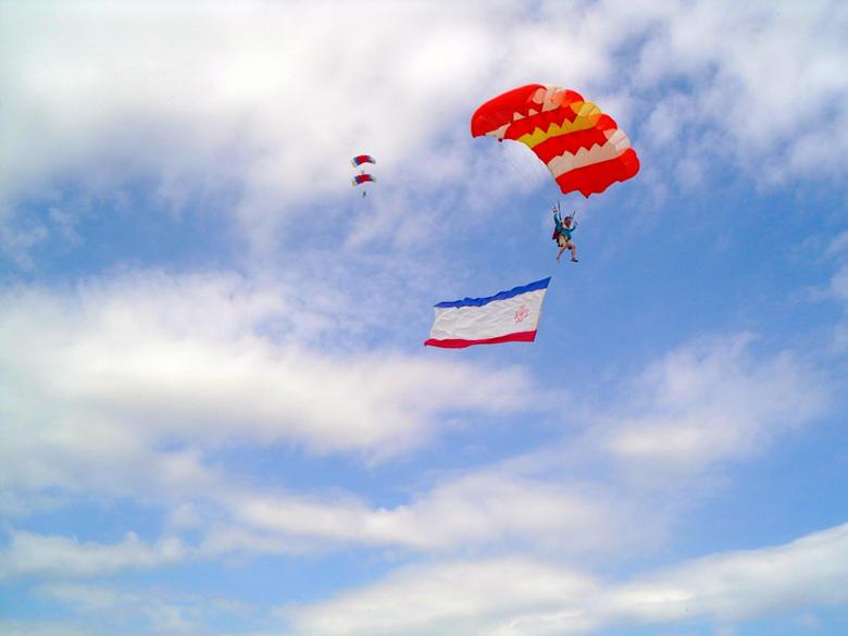 Free stock image of Skydivers  created by 2happy